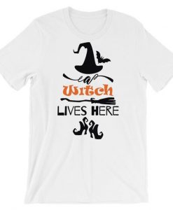 A Witch Lives Here T-shirt ZK01