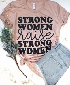 Strong women T-Shirt AV01