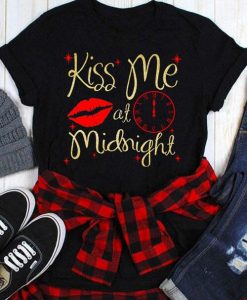 Valentine Kiss Me At Midnight T-Shirt SR7J0