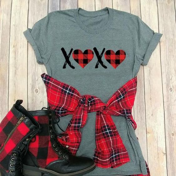 XOXO Plaid Valentine T-Shirt ND11J0