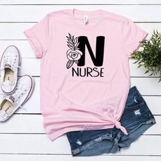 Nurse Tshirt LE10M0