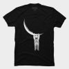 Astronaut is Hanging on the Moon T-Shirt AL18M2